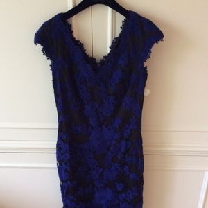 Tadashi Shoji stretch lace dress size 2